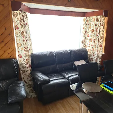 Jusdor Lovely Six Bed In Filton Ferienhaus Bristol