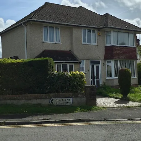 Ferienhaus Jusdor Lovely Six Bed In Filton