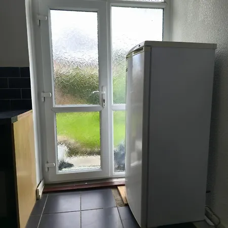 Ferienhaus Jusdor Lovely Six Bed In Filton
