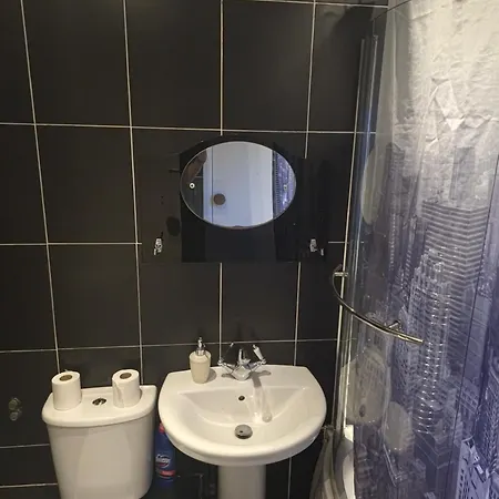 Ferienhaus Jusdor Lovely Six Bed In Filton