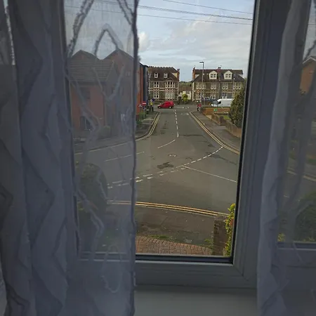 Ferienhaus Jusdor Lovely Six Bed In Filton Bristol