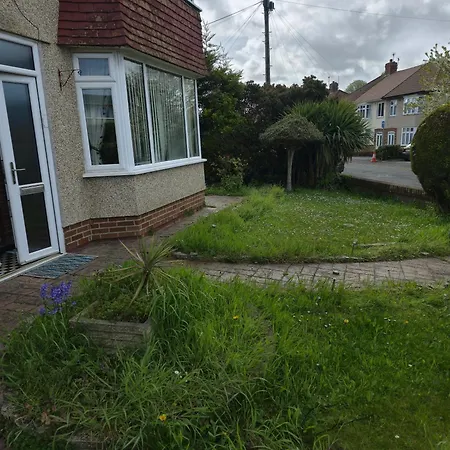 Jusdor Lovely Six Bed In Filton Ferienhaus *
