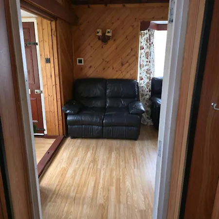 Ferienhaus Jusdor Lovely Six Bed In Filton *